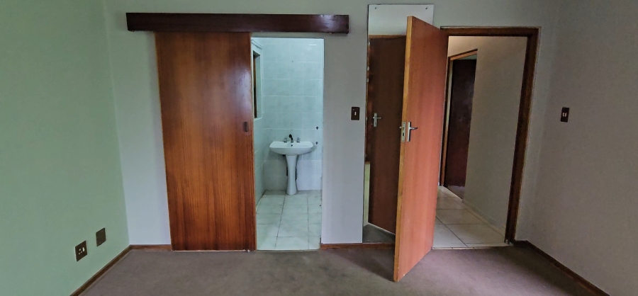 3 Bedroom Property for Sale in Quigney Eastern Cape